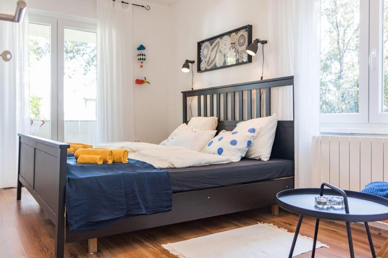 Apartment Beautiful With Five Bicycles Included *